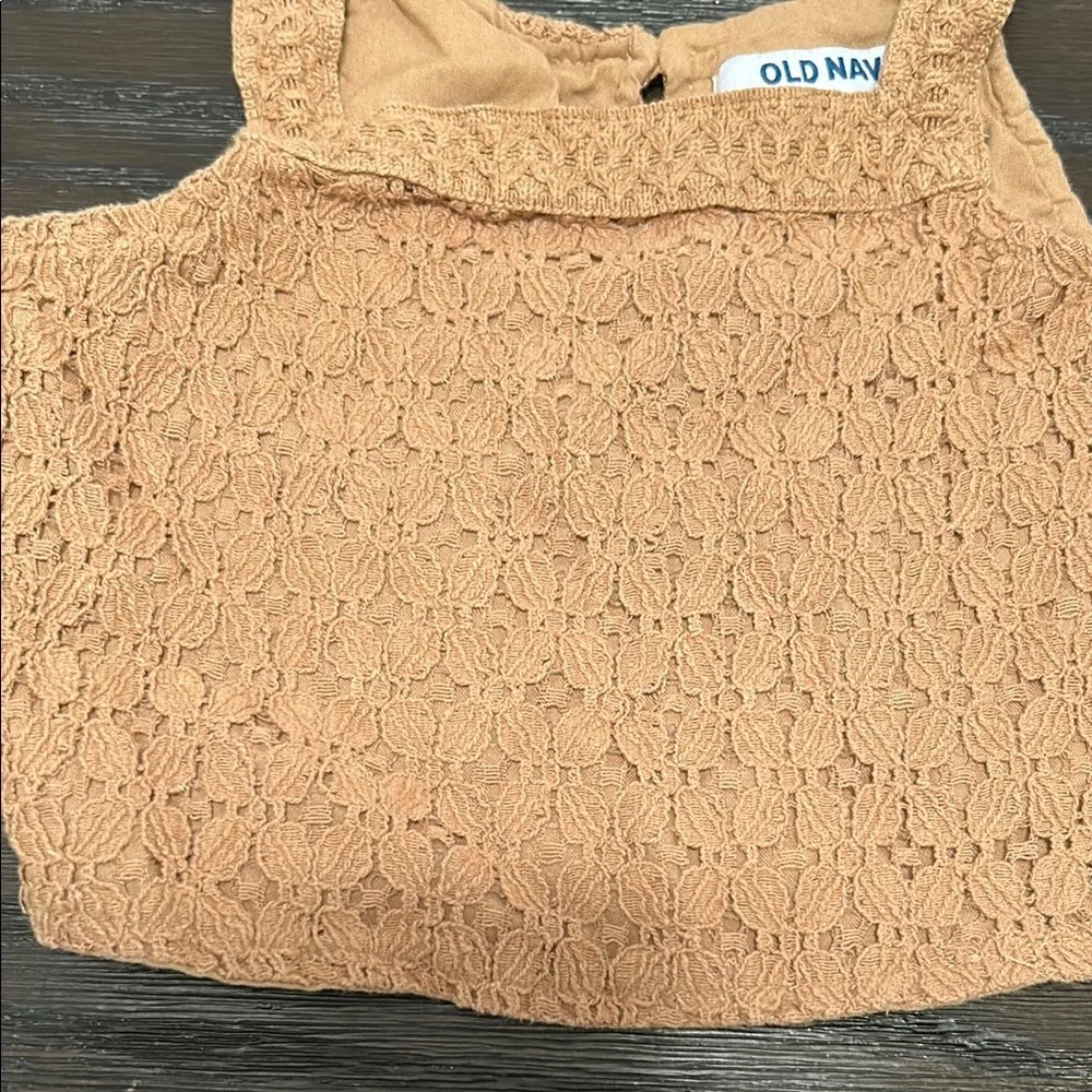 Old Navy Tan Casual crop top and Bottoms with Elastic Waistband